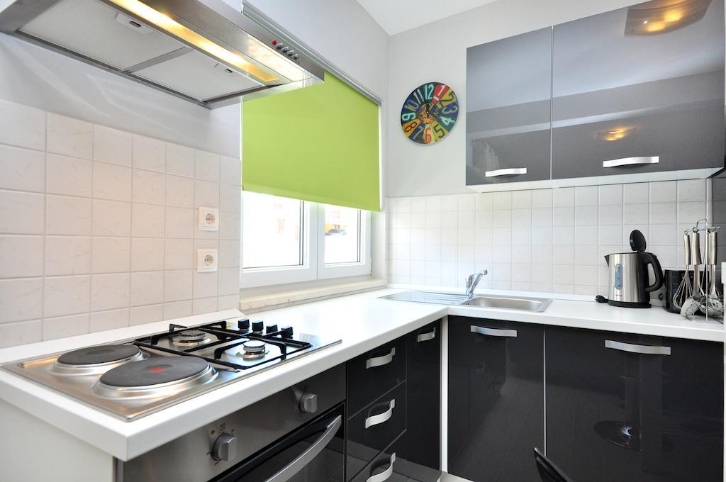 Apartments Sakal Trogir Rum bild