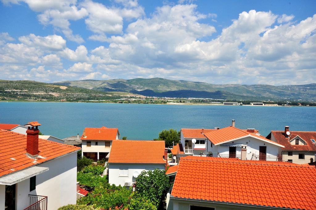 Apartments Sakal Trogir Rum bild