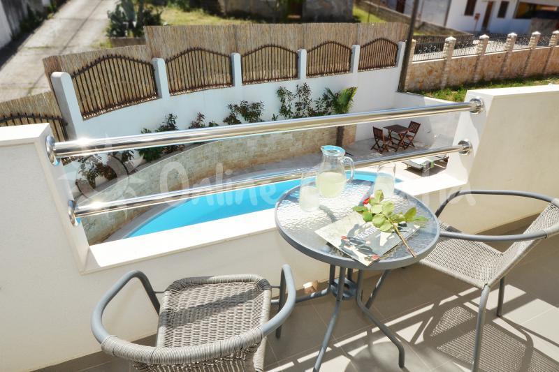 Apartments Sakal Trogir Exteriör bild