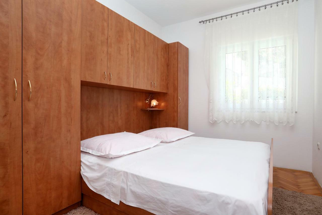 Apartments Sakal Trogir Exteriör bild